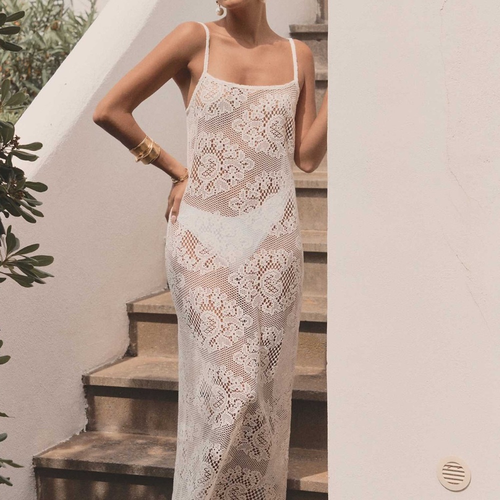 Elegant Lace Maxi Dress